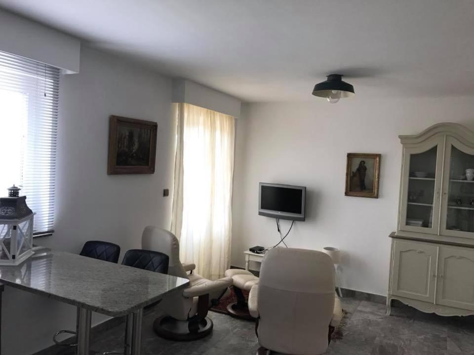 Villa Joy 4Ever Banjol Buitenkant foto