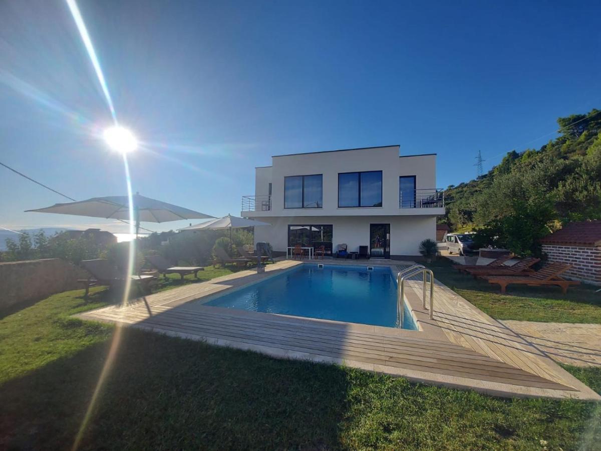 Villa Joy 4Ever Banjol Buitenkant foto
