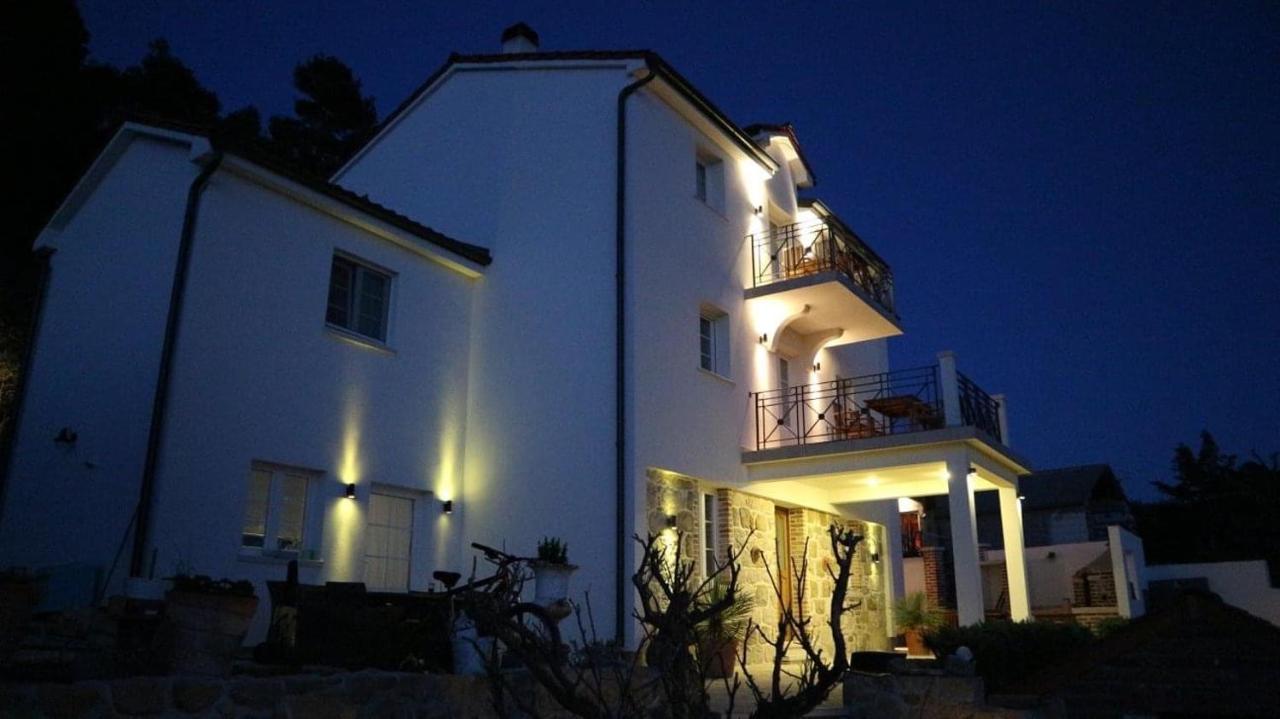 Villa Joy 4Ever Banjol Buitenkant foto