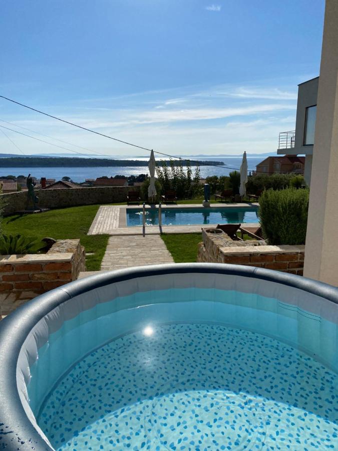 Villa Joy 4Ever Banjol Buitenkant foto