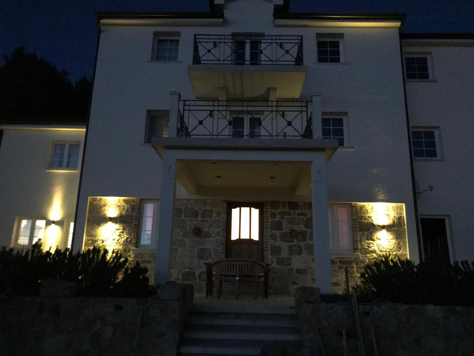 Villa Joy 4Ever Banjol Buitenkant foto