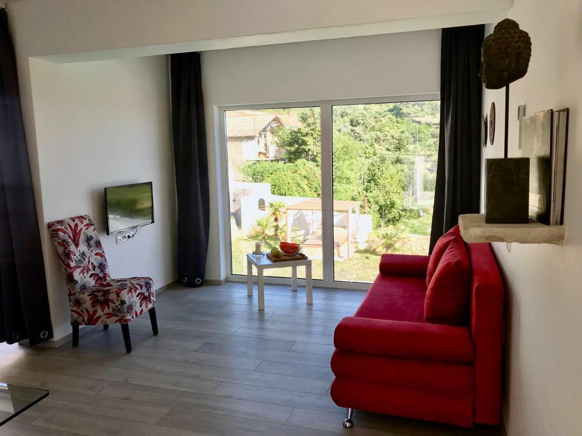 Villa Joy 4Ever Banjol Buitenkant foto